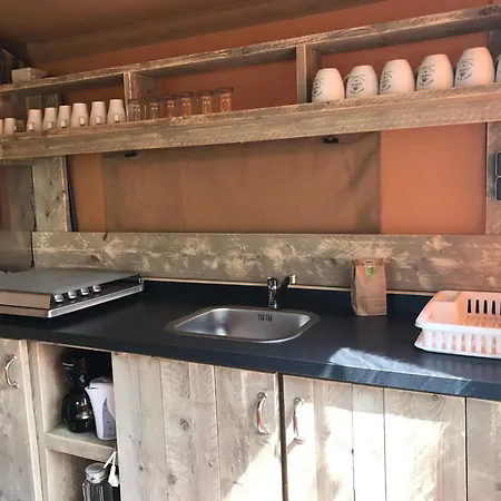 - El Solsones キャンプ場 4*