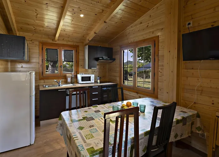 - Càmping El Solsonès Camping